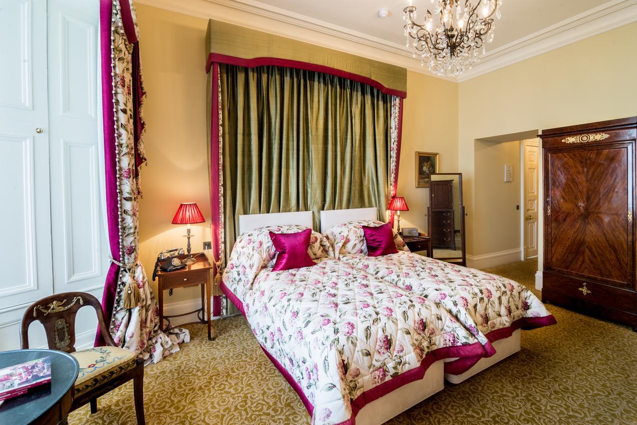 Crossbasket Castle Hotel & Restaurant High Blantyre Zewnętrze zdjęcie